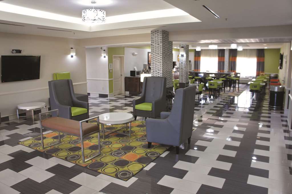 La Quinta By Wyndham Prattville Interior photo