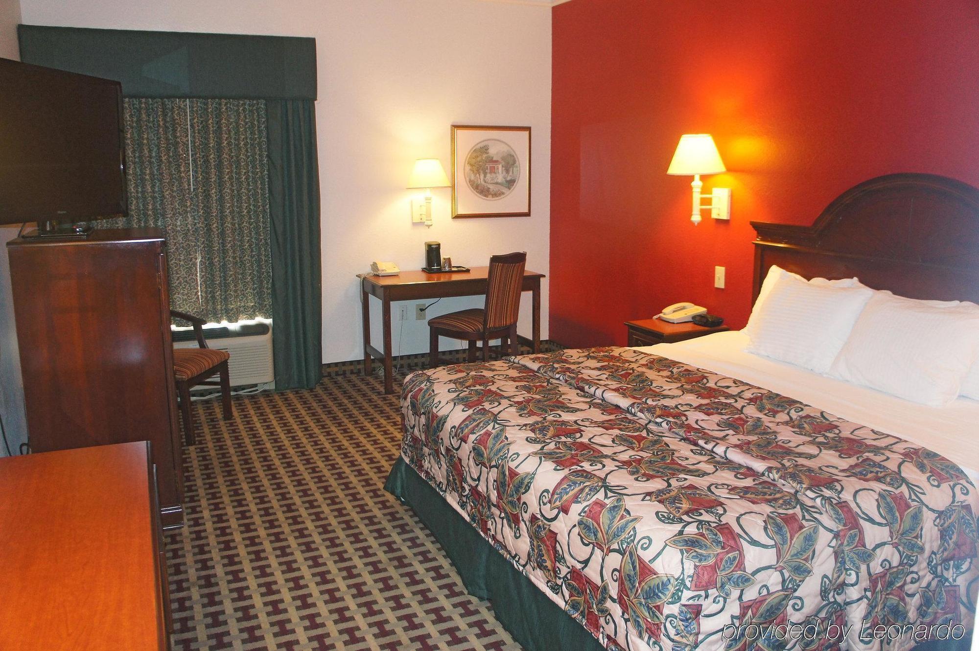 La Quinta By Wyndham Prattville Exterior photo